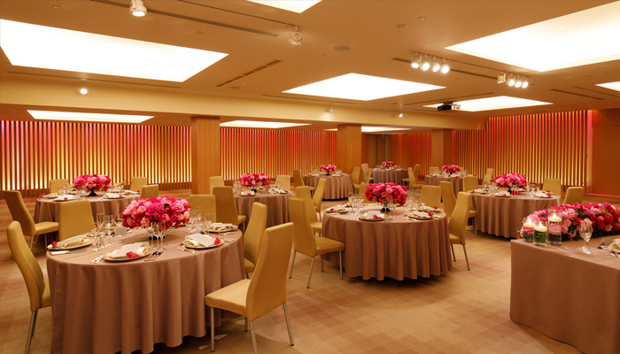 披露宴会場：リヴィエール- Riviére -